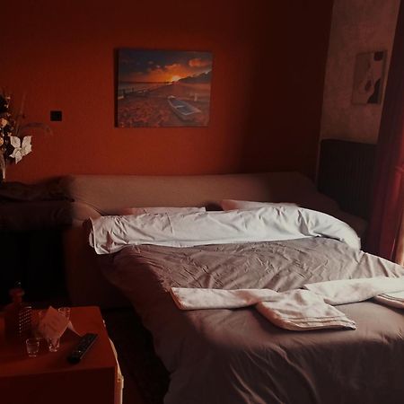 Apartament Το Σπίτι Μας Janina Zewnętrze zdjęcie